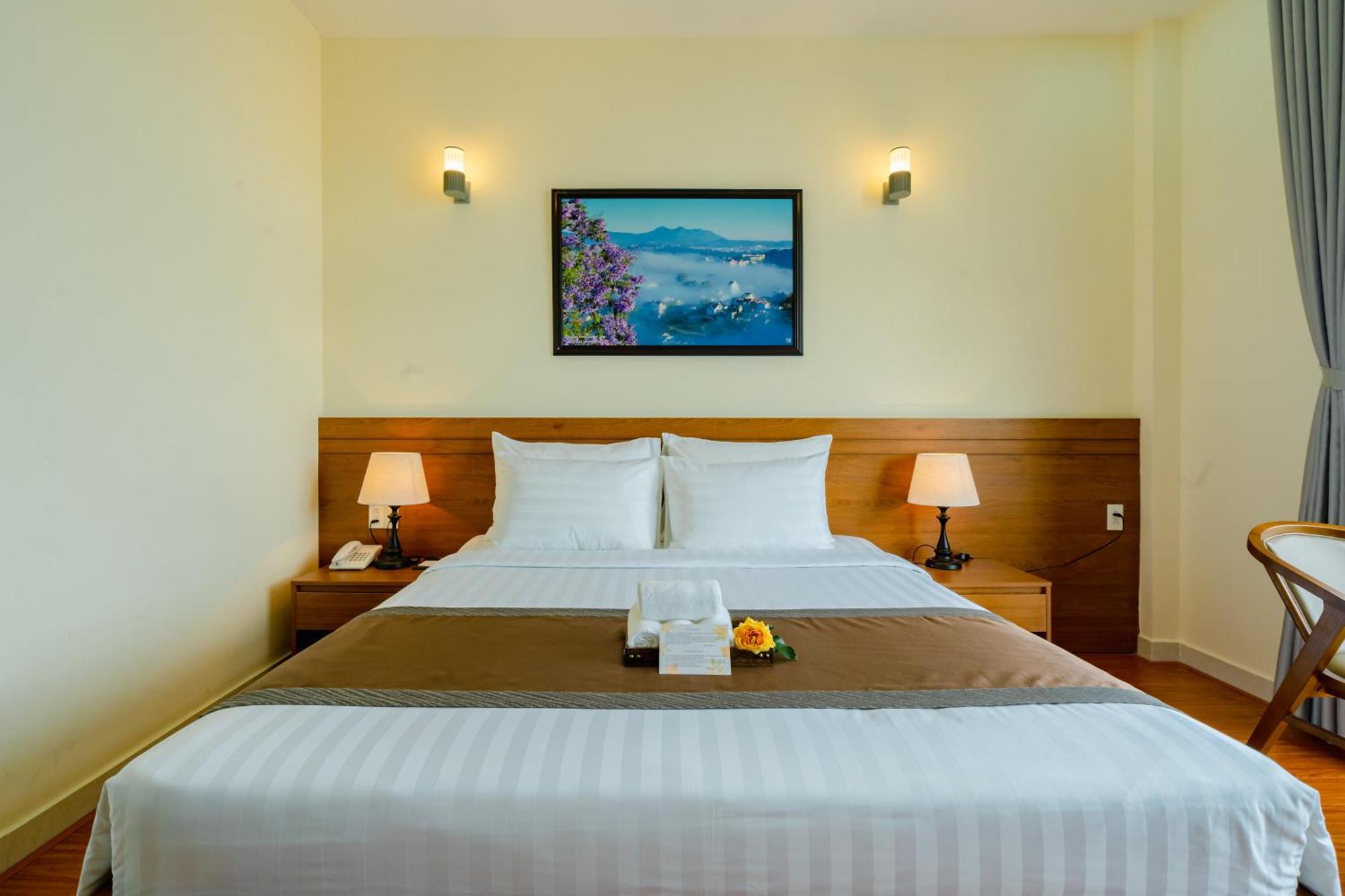 Bombo Dalat Hotel Экстерьер фото