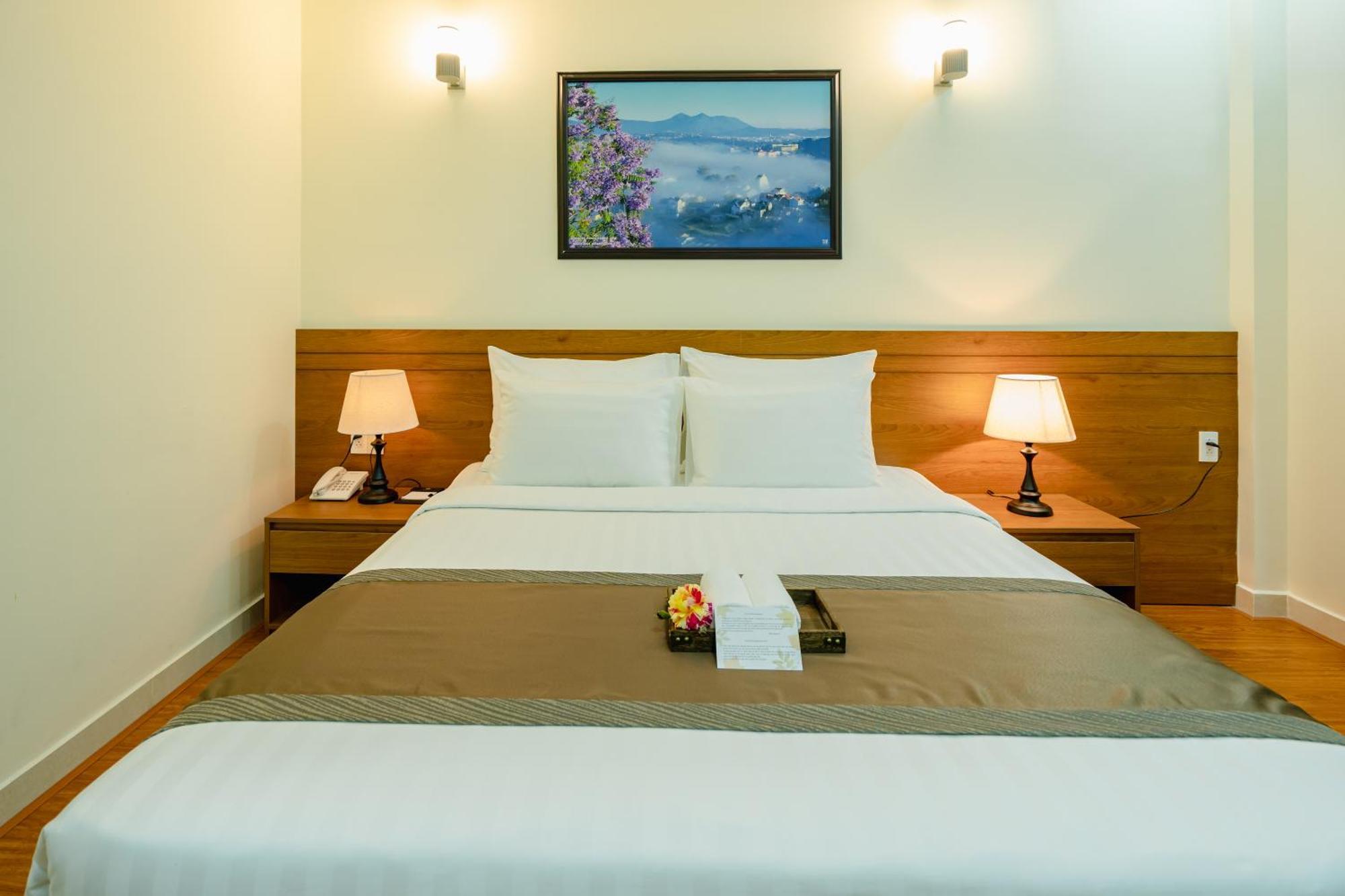 Bombo Dalat Hotel Экстерьер фото