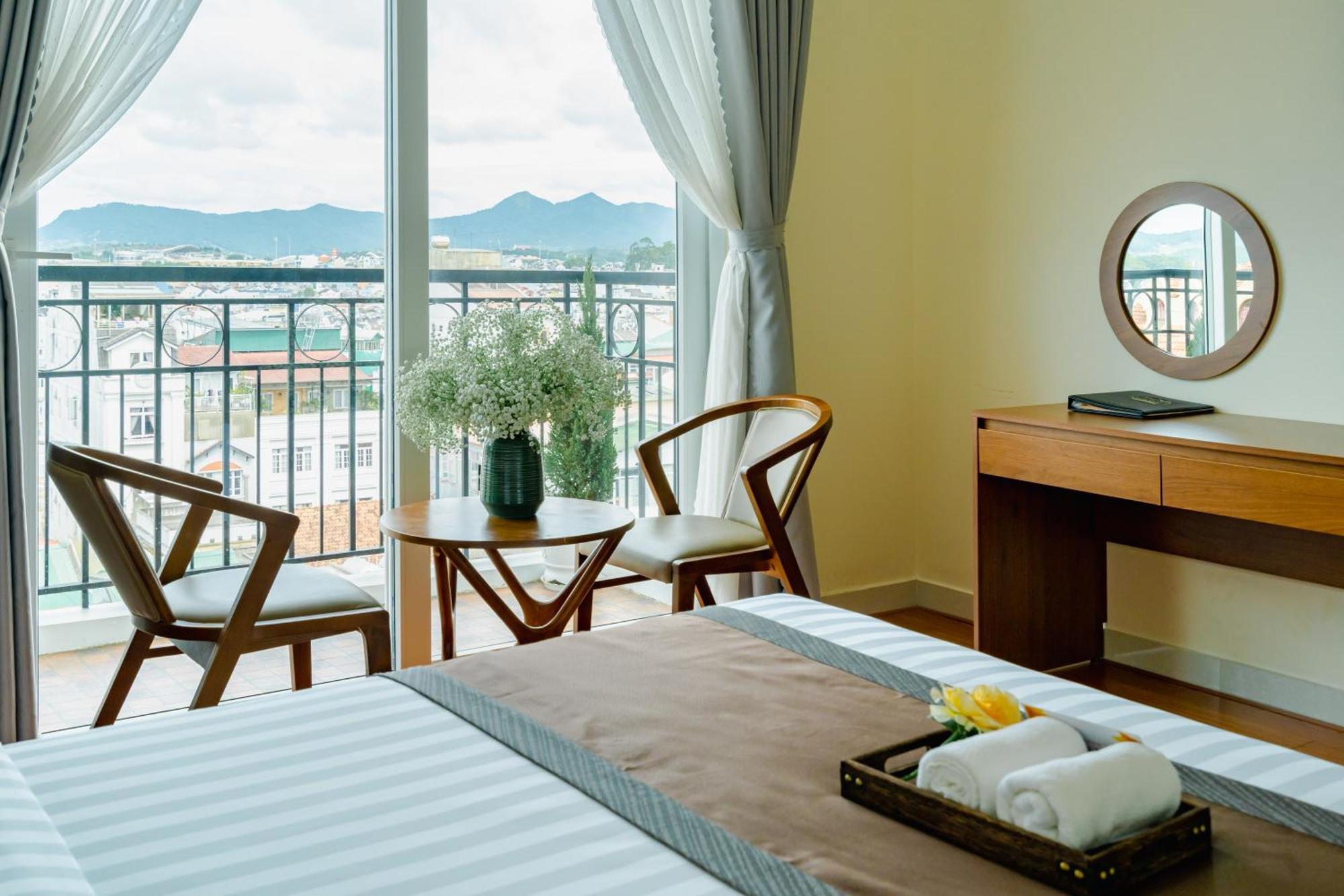 Bombo Dalat Hotel Экстерьер фото