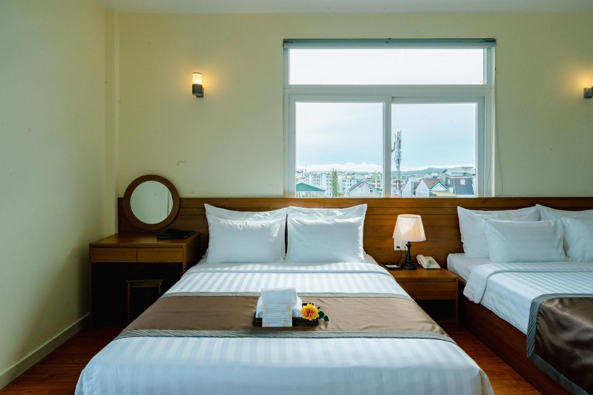Bombo Dalat Hotel Экстерьер фото